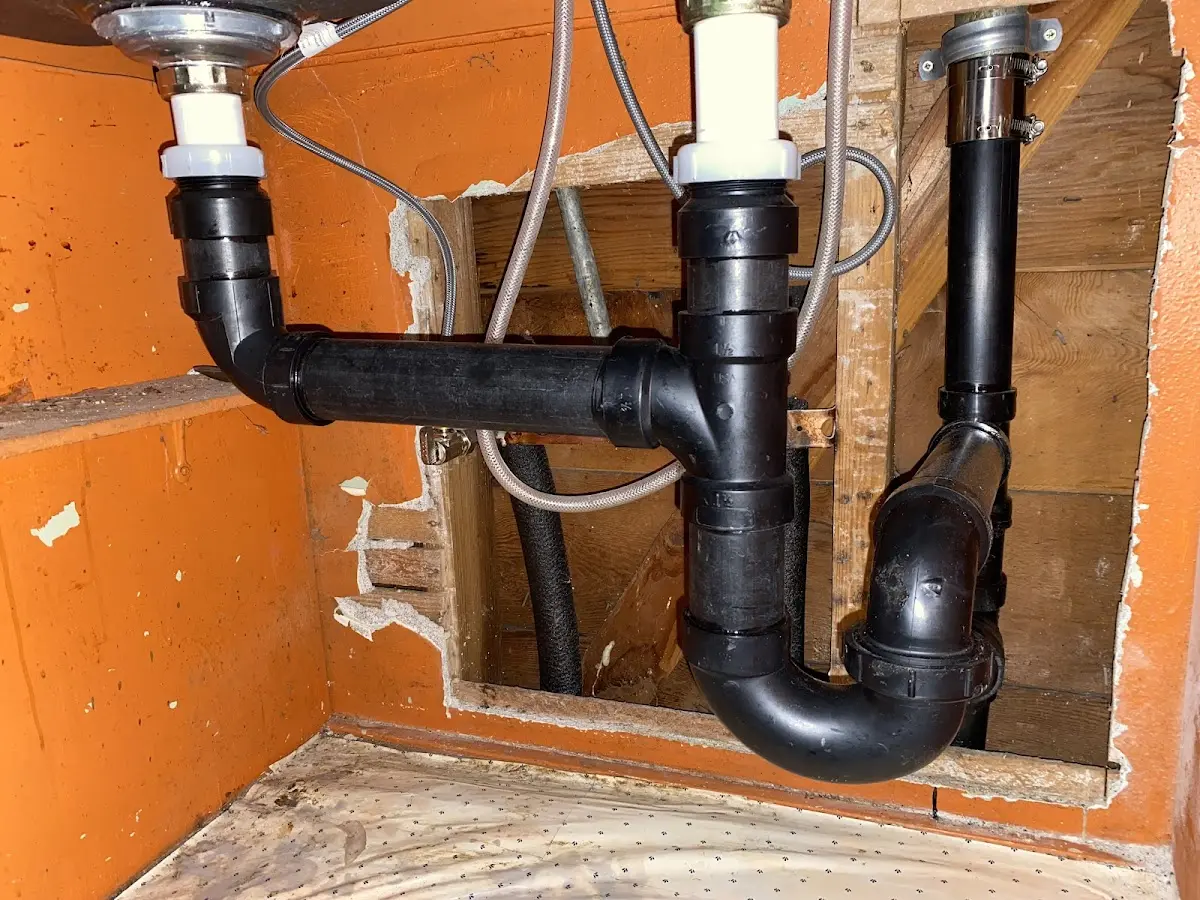 Professional Bathroom Installation equipment and tools on the job in UtqiagÃÂvik